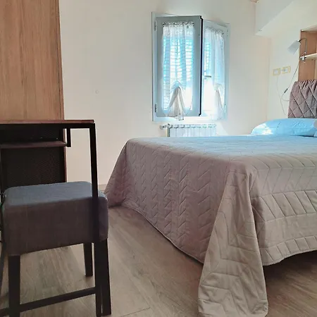 Burlamacco Gold فندق مبيت وإفطار 3*