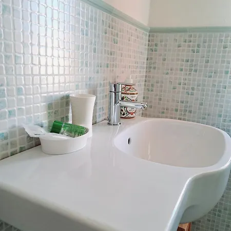 Burlamacco Gold B&B