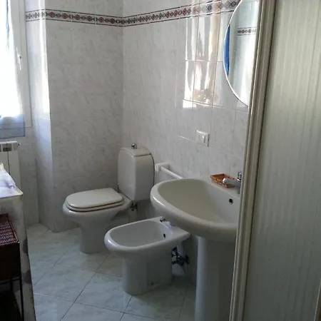 Burlamacco Gold B&B